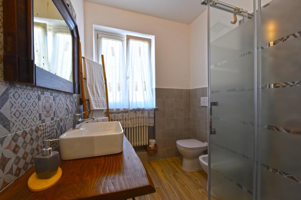 Casa Valentina 1902 Appartement Montegrosso dʼAsti Buitenkant foto