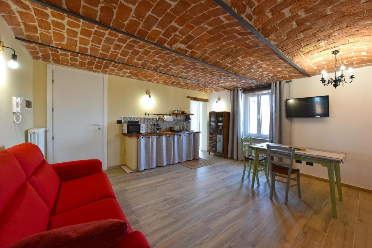 Casa Valentina 1902 Appartement Montegrosso dʼAsti Buitenkant foto
