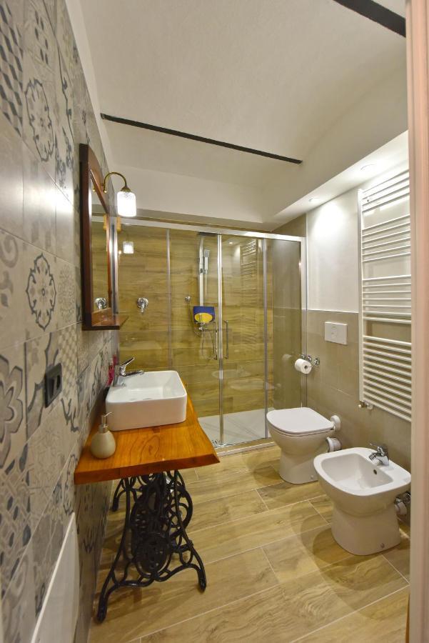 Casa Valentina 1902 Appartement Montegrosso dʼAsti Buitenkant foto