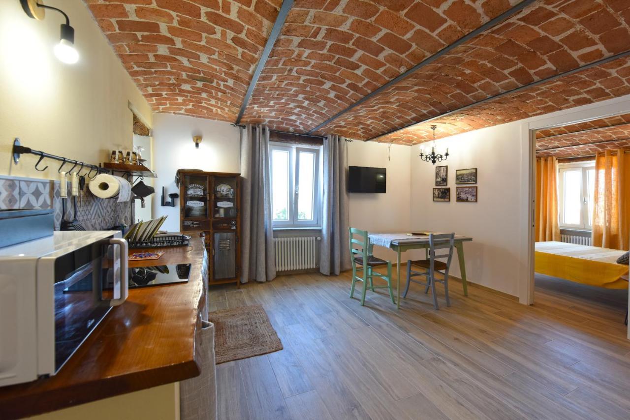 Casa Valentina 1902 Appartement Montegrosso dʼAsti Buitenkant foto
